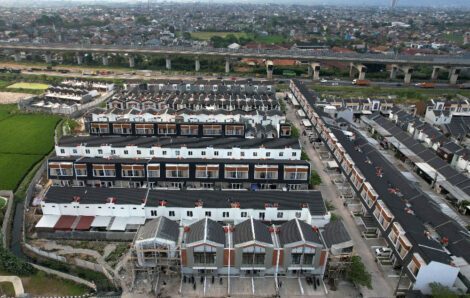 Commercial Property Investment Remains Strong Amidst a Sluggish Housing Market