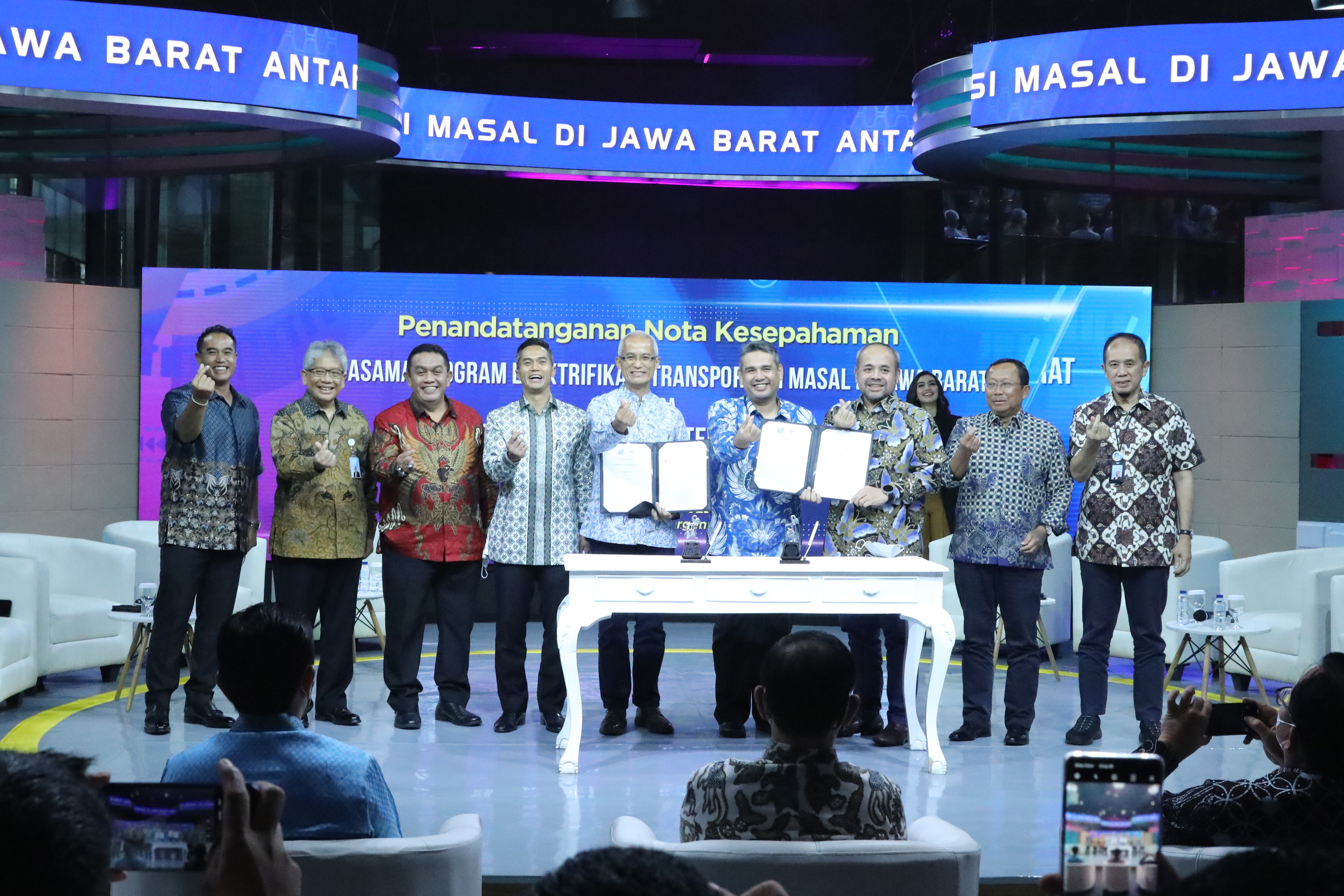 VKTR dan Jasa Sarana Siapkan Bus Listrik untuk Bandung Raya