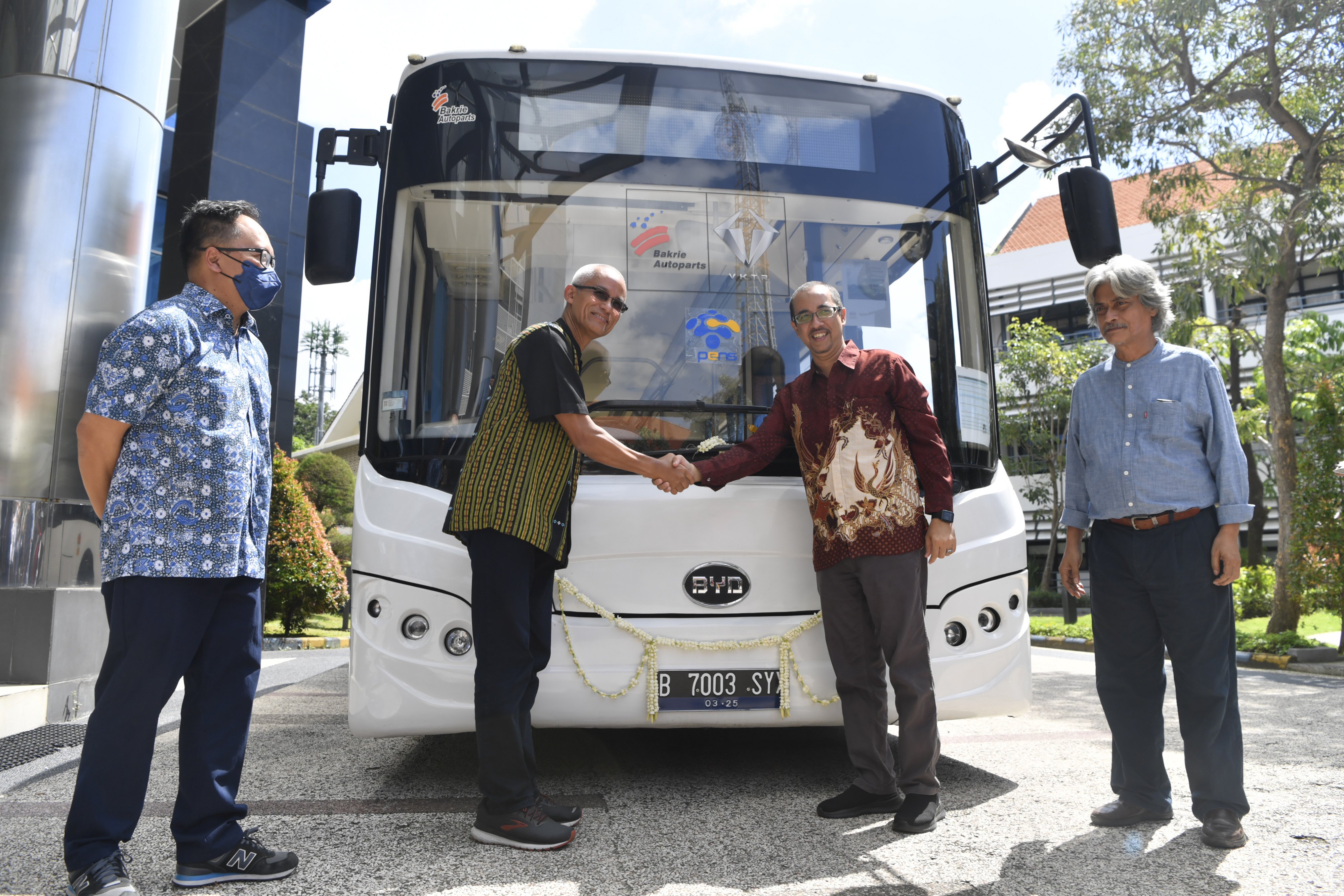 PENS & VKTR Berkolaborasi Kembangkan Komponen dan Mekatronika Kendaraan Listrik