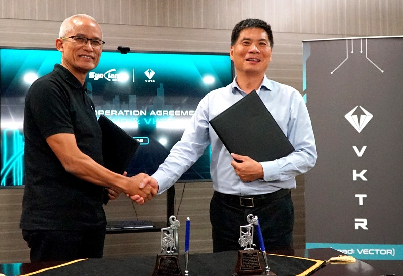 Gandeng Synland, VKTR akan Bangun Pabrik Retrofit Kendaraan Konvensional Menjadi Listrik