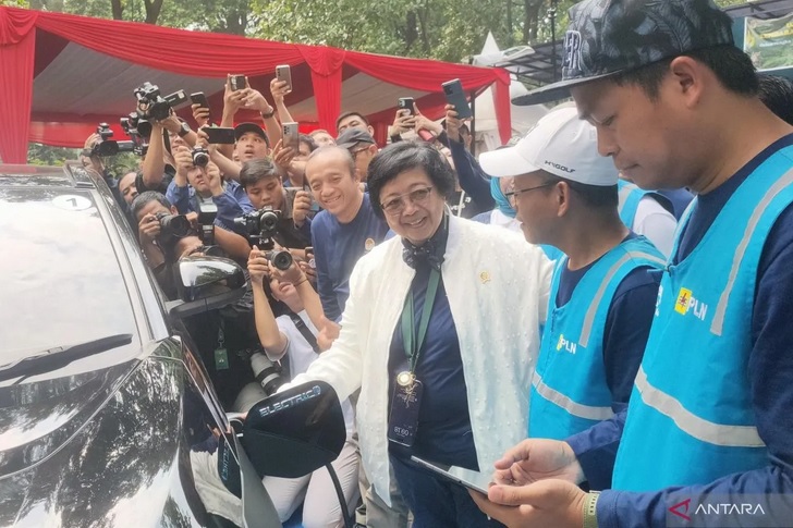 Peralihan ke Kendaraan Listrik Dinilai Harus Utamakan Angkutan Umum