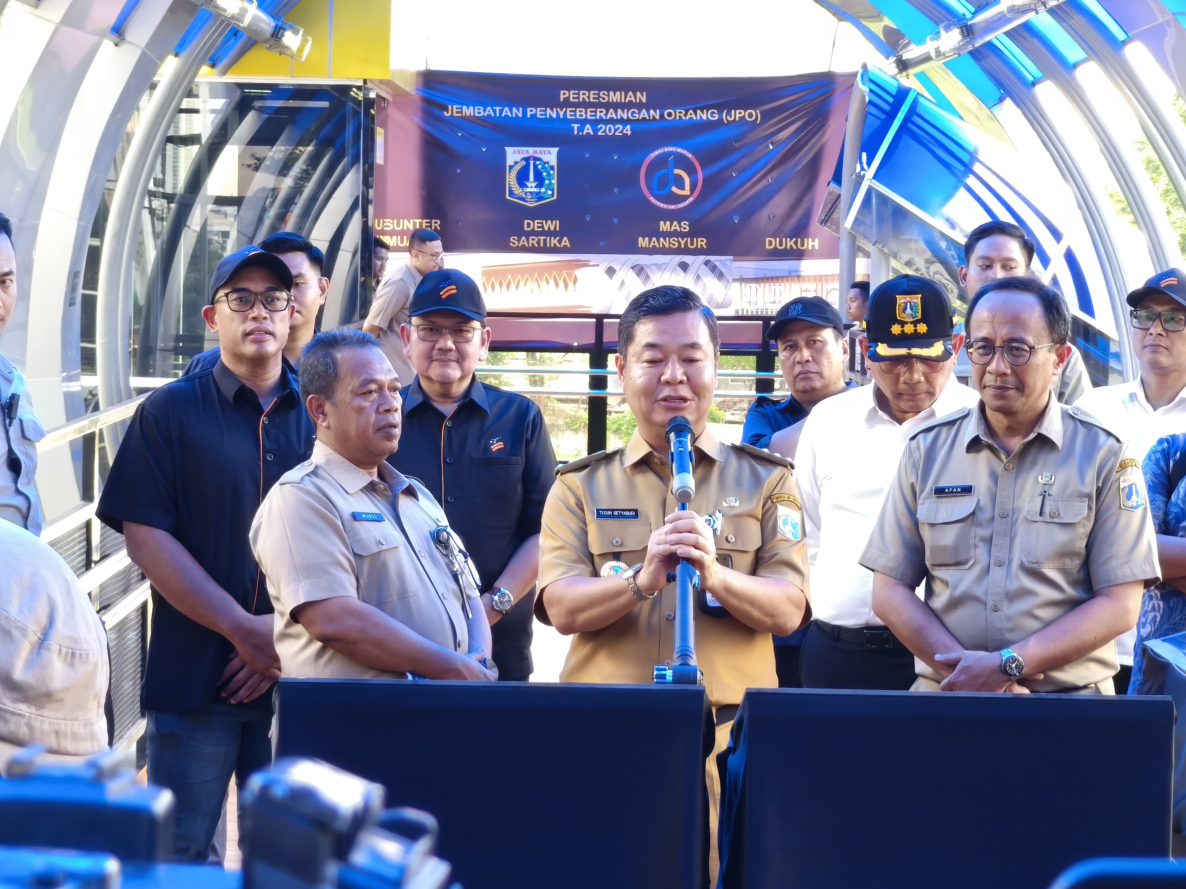 Bakrie Metal Industries Rampungkan Proyek JPO Mas Mansyur